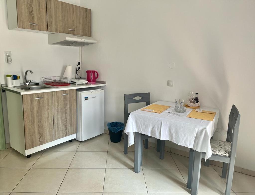Samos - Kokkari - Eirini'S Studios Kültér fotó